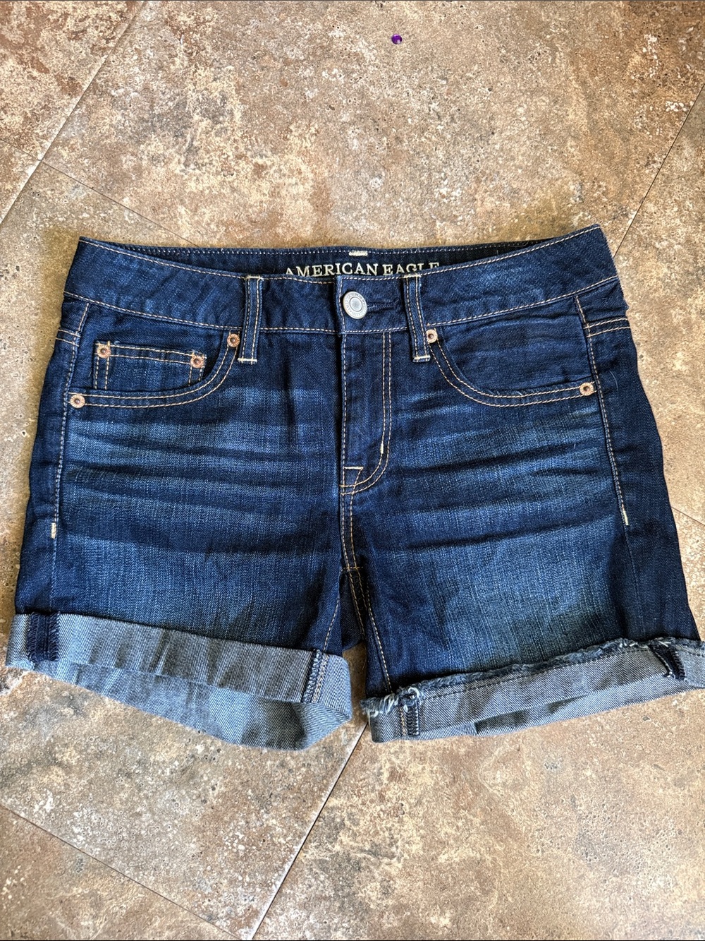 American Eagle Outfitters Size 0 Dark Wash Cuffed Denim Shorts
